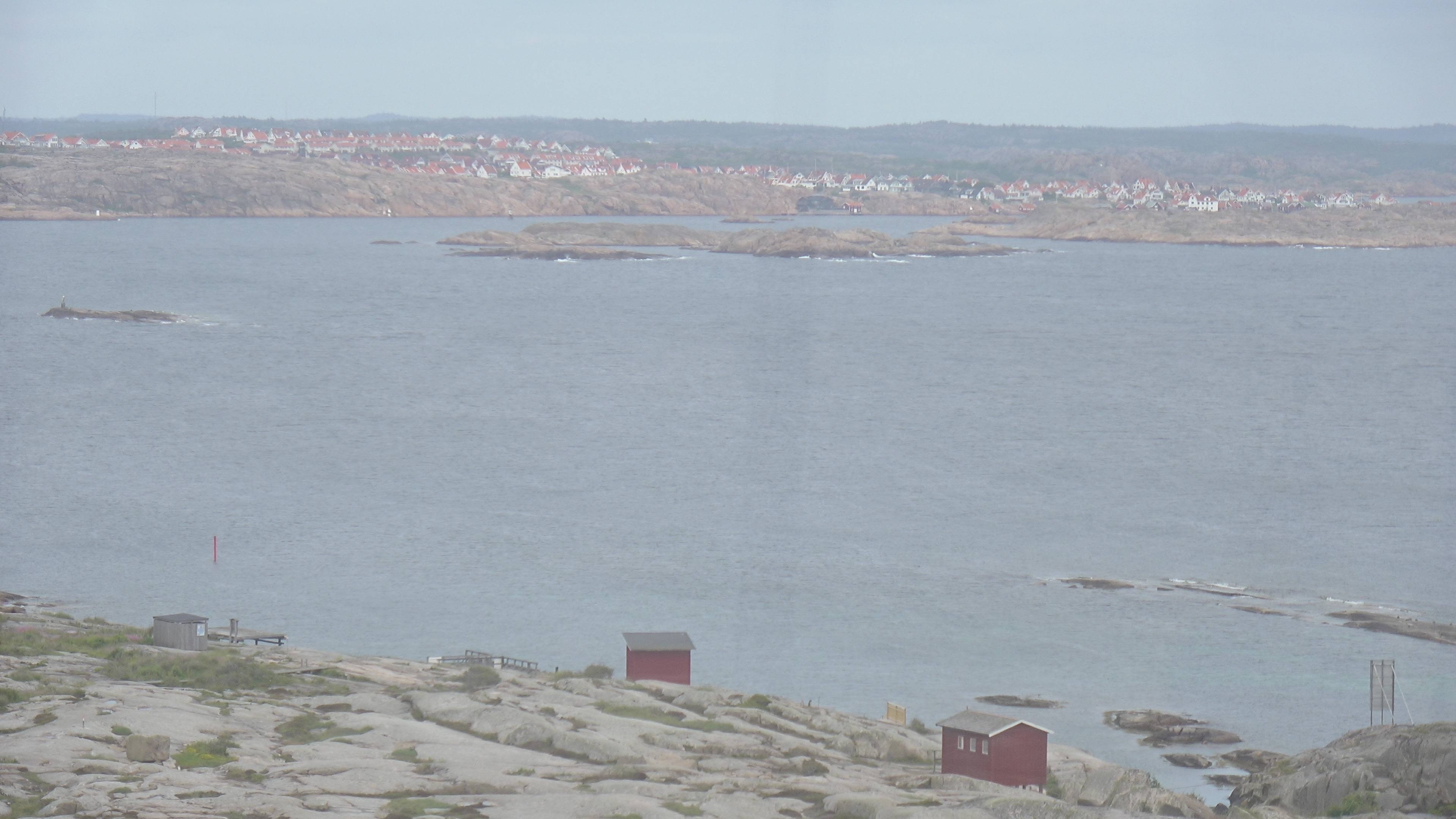 Hållö fyr — vy nordost mot Kungshamn (NO1)